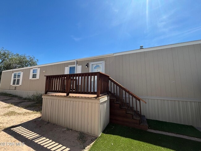 Photo - 850 Talbot Ave