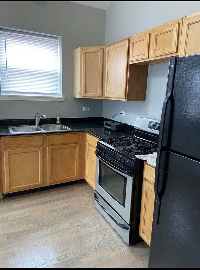 Photo - 3052 W Flournoy St Unit 3052 W. Flournoy