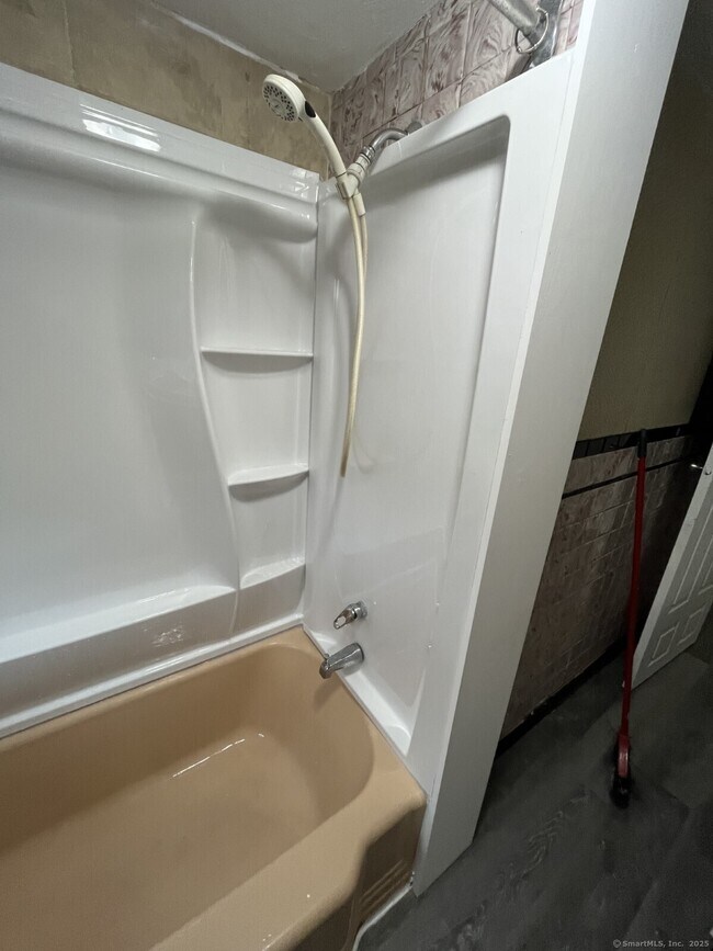 Photo - 8 Burnham St Unit 2A