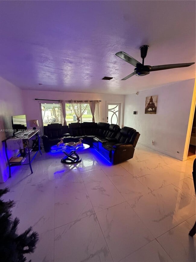 Photo - 710 N 66 Terrace