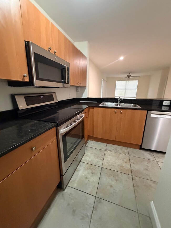 Building Photo - 1825 Palm Cove Blvd Unit 7-105