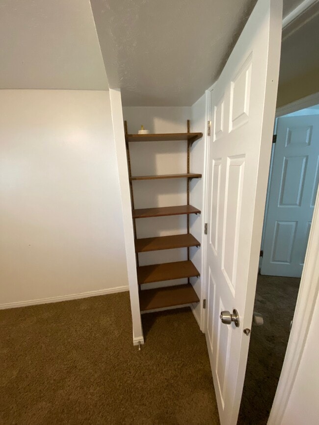 Photo - 5936 S 2550 W