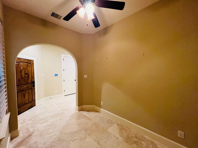 Photo - 4310 Floyd St