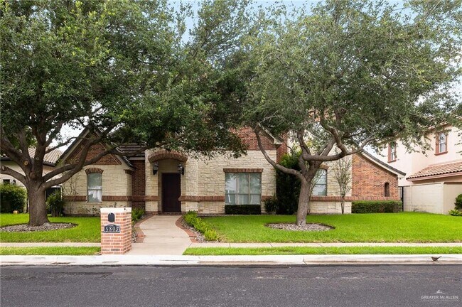 38 3rd N Ln