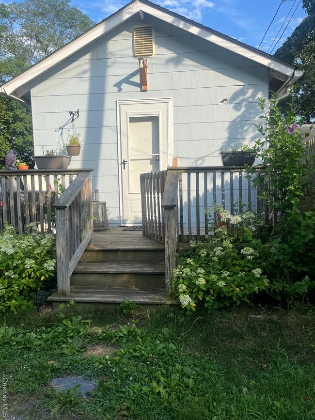 Photo - 560 Pacific St