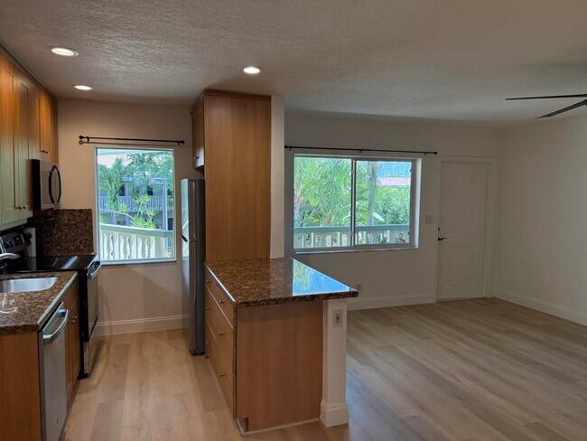 Photo - 1423 Holly Heights Dr Unit 13