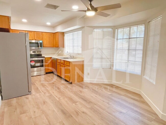 Photo - 6816 E Kings Ave