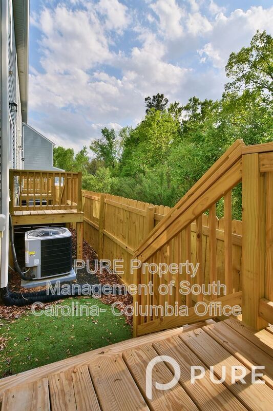 Photo - 225 Northwood St