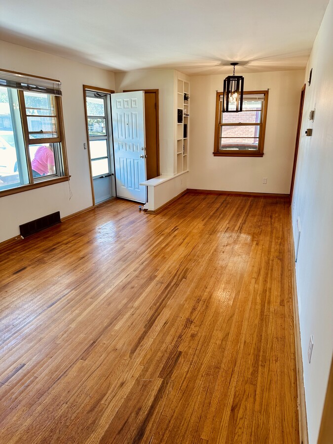 Photo - 162 Stearns Ave