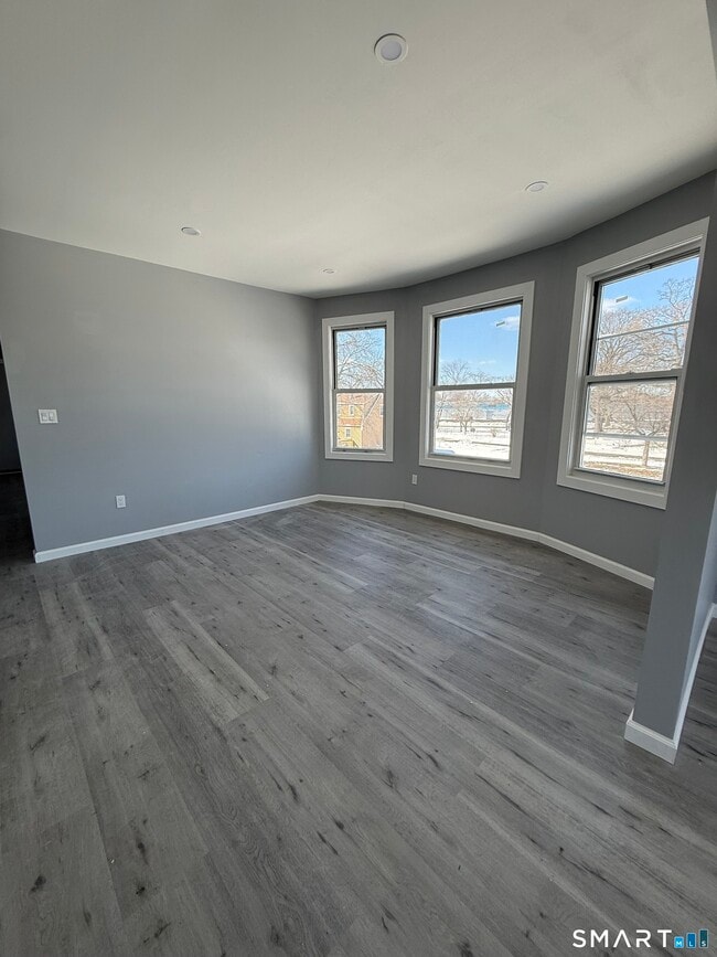 Photo - 1637 South Ave