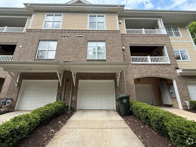 Building Photo - Newly Remodeled 2BD, 2BA Raleigh Condo in ...