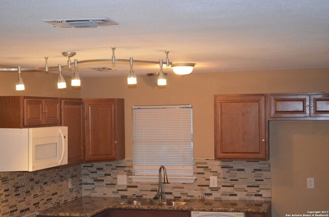 Photo - 7401 Sage Oak