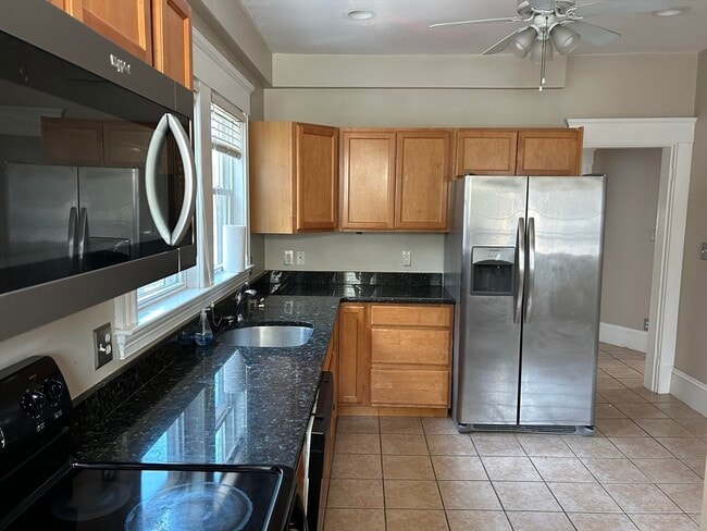 Building Photo - 104 W Quincy St Unit 1 Rental