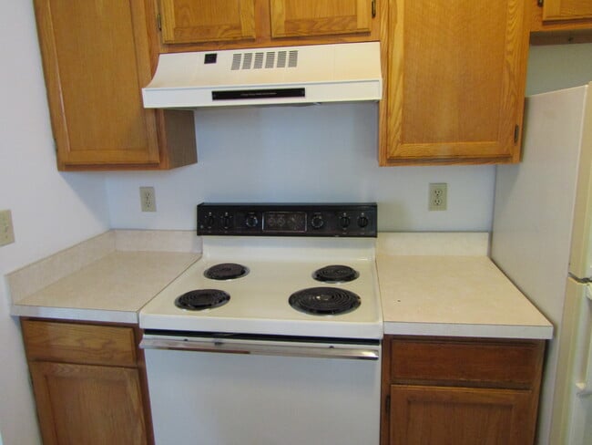 Photo - 52 Hilldale Dr