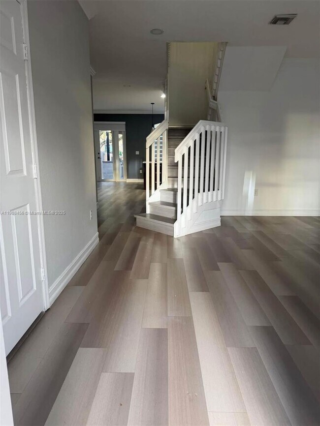 Photo - 965 SW 153rd Path