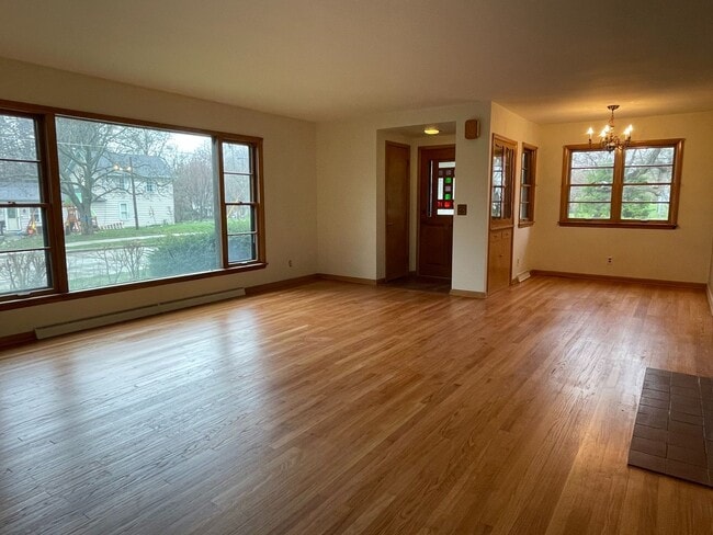Photo - Hartland Single Family Ranch Home, 3 Bed, 1.5 Bath, Attached Garage