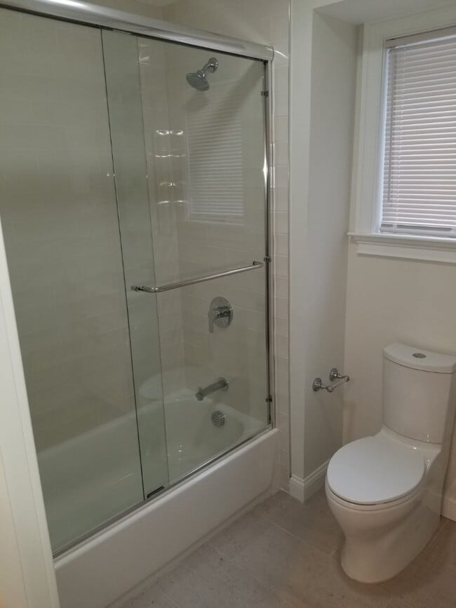 Photo - 43 Oak St Unit 1