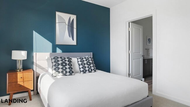 Photo - 217 S Garland Ave Unidad 3203