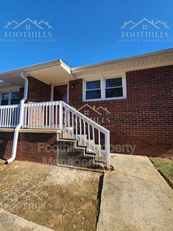 Photo - 202 Kennemore St Unit 3