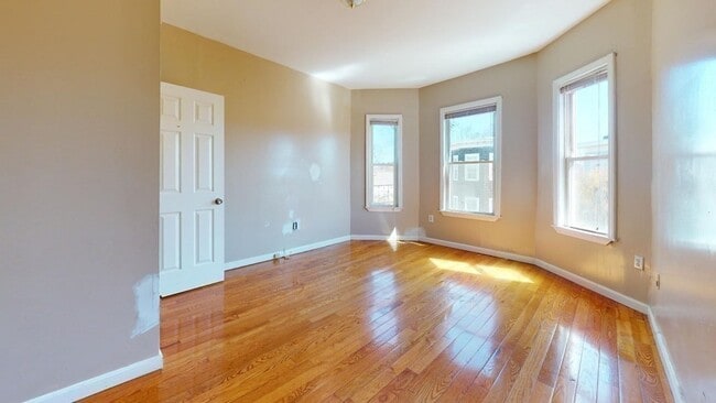 Photo - 22 Hendry St Unit 2