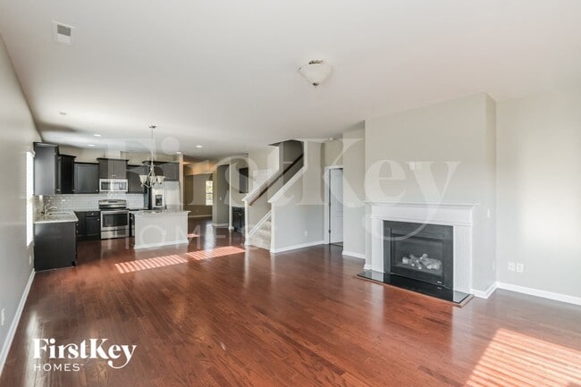 Photo - 2000 Yellow Daisy Dr
