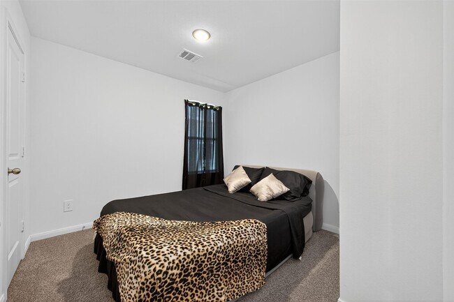16854 N Marie Vlg Dr