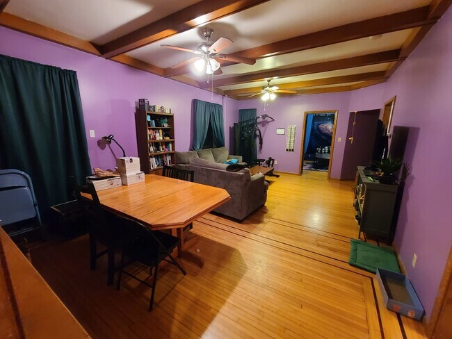 Photo - 3449 Longfellow Ave Unit 1