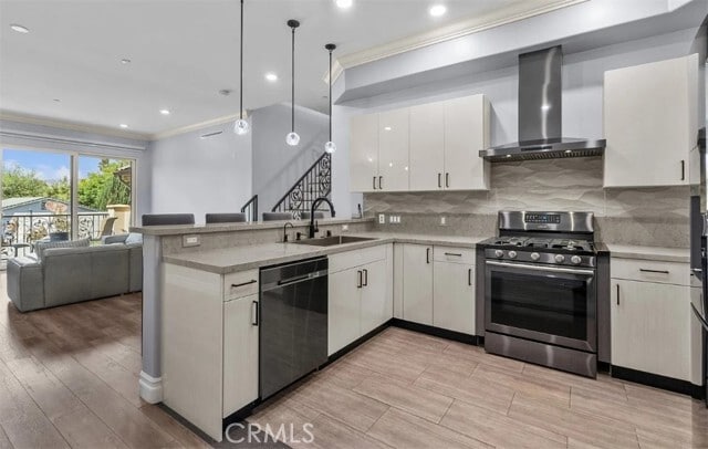 Photo - 201 N Reese Pl Unit 203