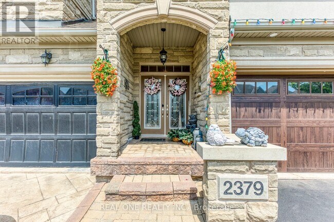 Photo - 2379 Wasaga Dr