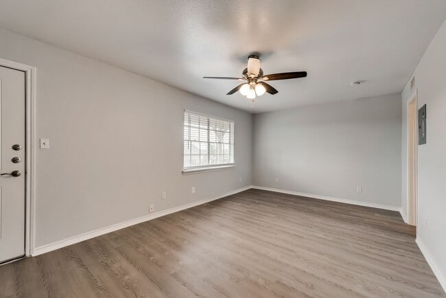 Photo - The Sutton on Park Lane