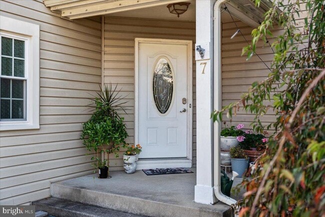 Building Photo - 7 Rawlston Ct