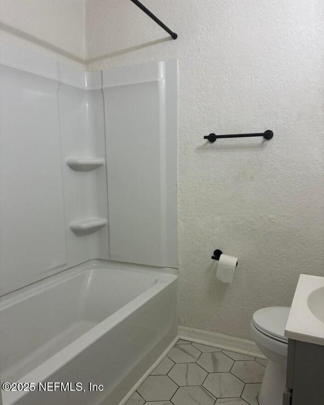 Photo - 981 McTyre Ct