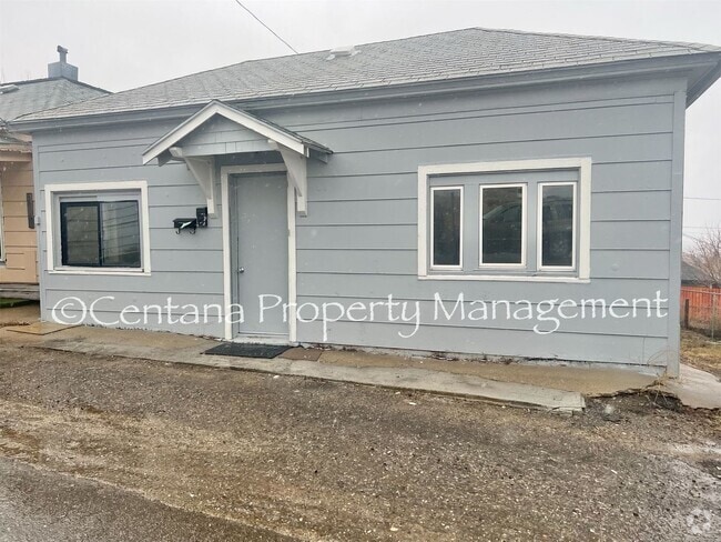 Building Photo - 1 bedroom house near Walkerville! Pet frie...