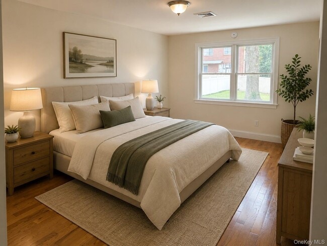 Photo - 156 Valentine St