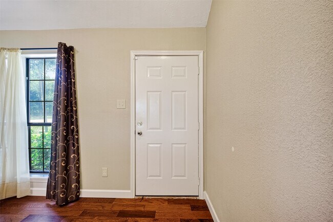 Photo - 2914 County Rd 855B