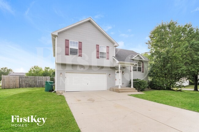 Photo - 915 Ann St