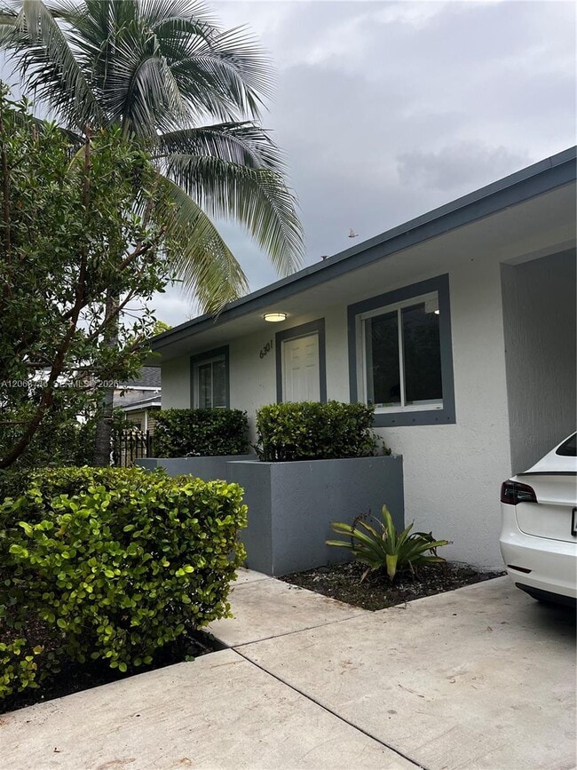 Photo - 6301 NW 1st Pl
