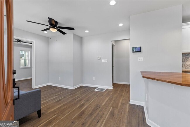 Photo - 187 Joe Louis Dr NW Casa