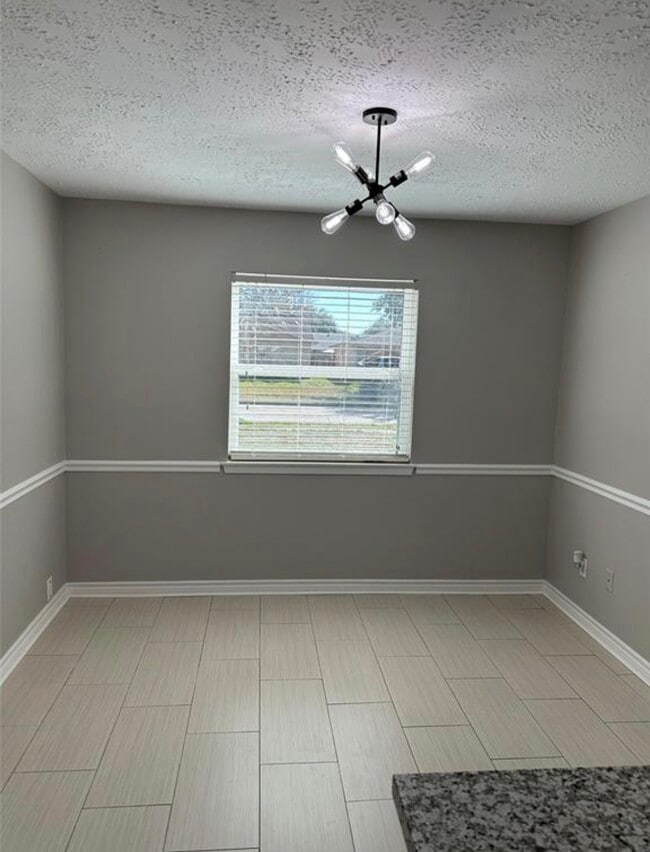 Photo - 2318 Aprilmont Dr