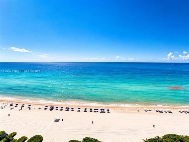 Photo - 17121 Collins Ave