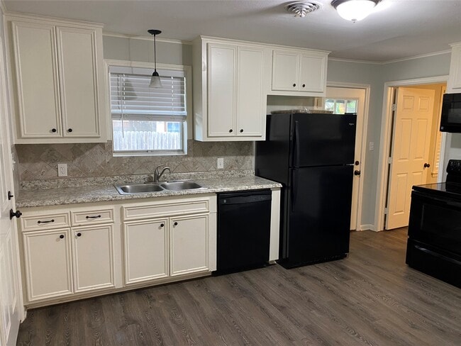 Photo - 1702 19th St