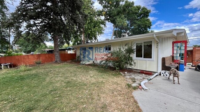 Building Photo - 2450 S Meade St Rental