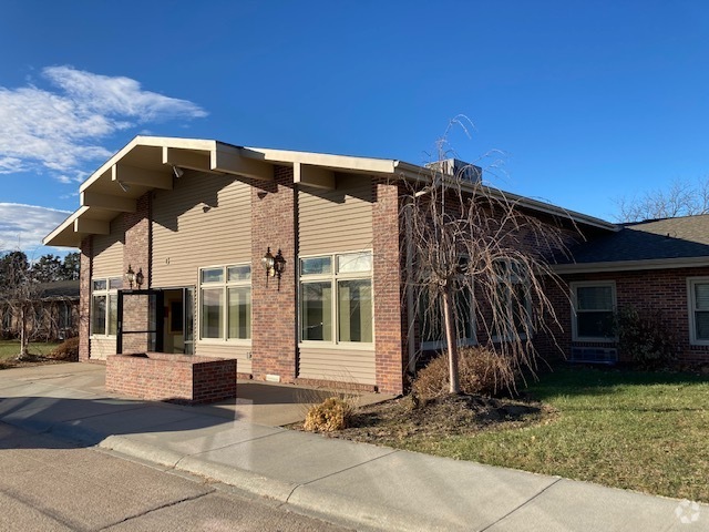 Building Photo - Woodland Park - Lyons, NE Rental