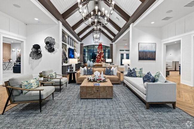 Clubroom - Zatitude at Freedom Tech Center