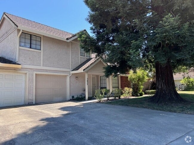 Building Photo - Freshly painted home with new carpet. 3 Ca...