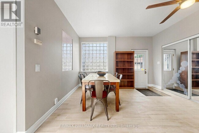 Photo - 856 Millwood Rd