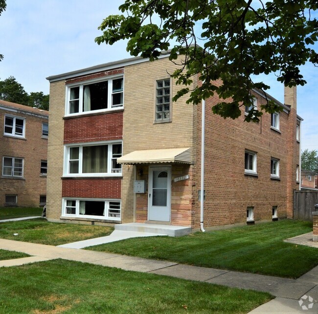 Building Photo - 10332 Elizabeth St Unit Bsmt Rental