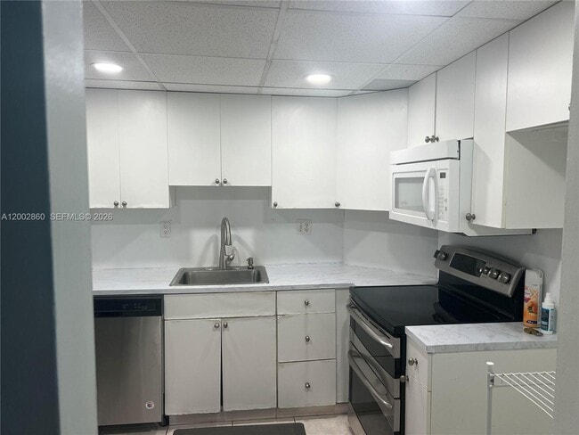 Photo - 300 Bayview Dr Unidad 1410