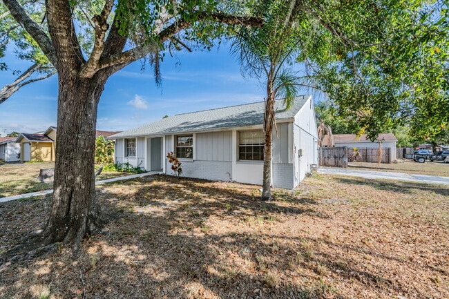 Photo - 16001 Saddlestring Dr