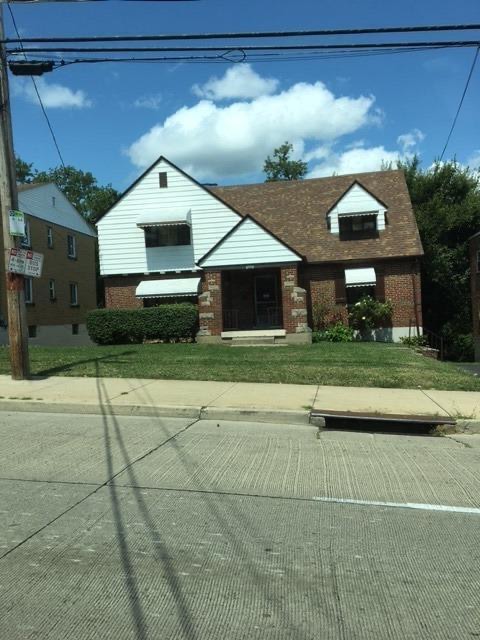 Photo - 2772 Queen City Ave